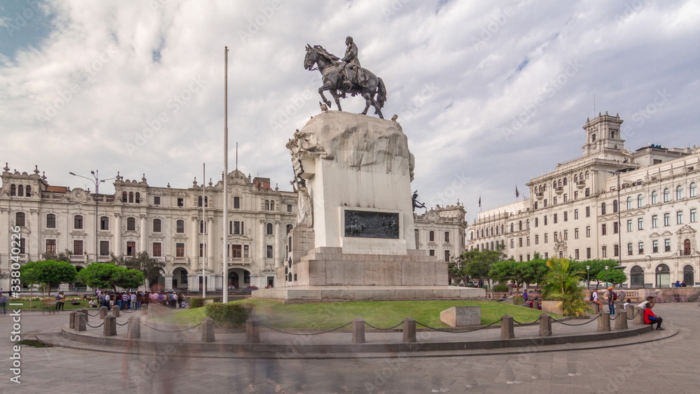 Fototapeta premium Monument to Jose de San Martin on the Plaza San Martin timelapse hyperlapse in Lima, Peru.