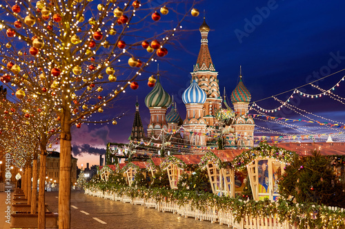 Photography Christmas market on Red square near St. Basil's Cathedral