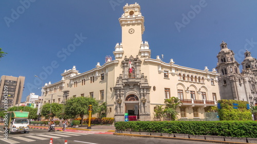 Cuadro en lienzo Lima City hall timelapse hyperlapse, municipality of Miraflores near to Kennedy park