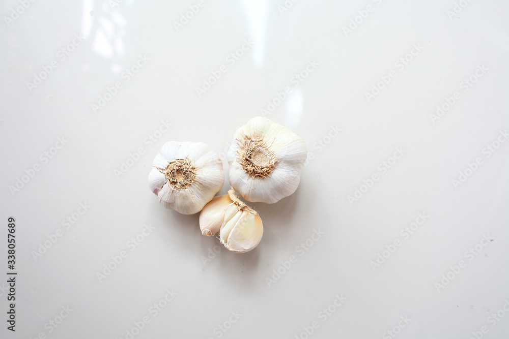 Garlic isolated on white background
Garlic isolated on white background