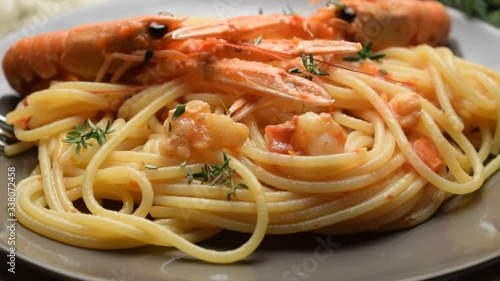 Spaghetti ai frutti di mare ft0204_0181 Pasta with seafood