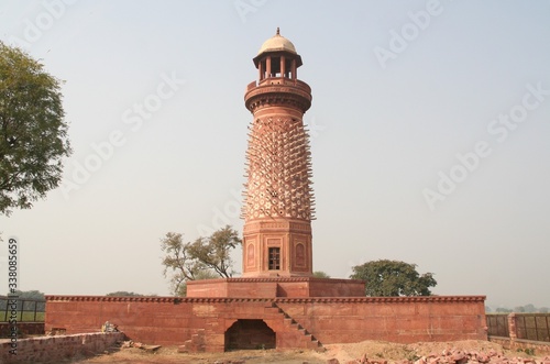 Fathepur Sikri , Hiran Minar