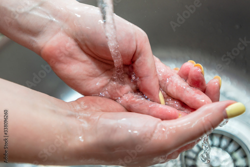 The Practice good hygiene. To wash the hands © Anton Tolmachov