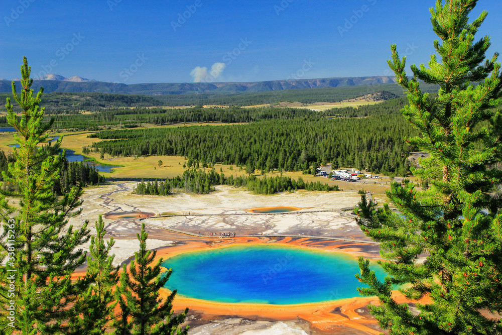Aerial view of Grand Prismatic Spring in Midway Geyser Basin, Yellowstone National Park, Wyoming, USA