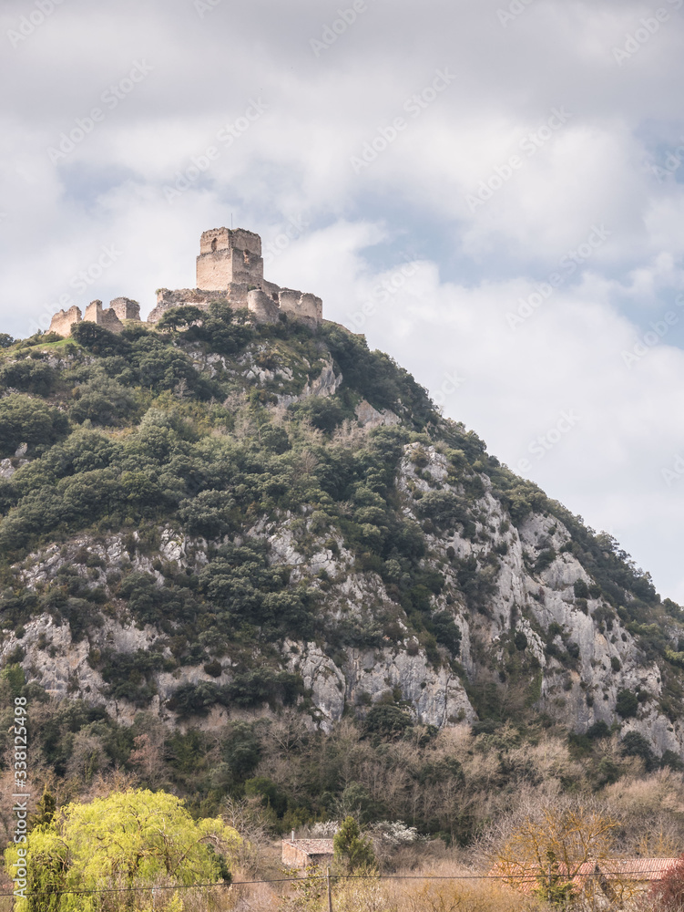 Ocio Castle, ruins of a medieval castle of the Kingdom of Navarre in the Inglares Valley, Alava, Basque Country, Spain Ocio Castle, ruins of a medieval castle of the Kingdom of Navarre in the Inglares Valley, Alava, Basque Country, Spain
