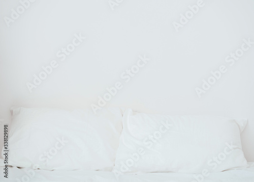 White empty wall mock up template