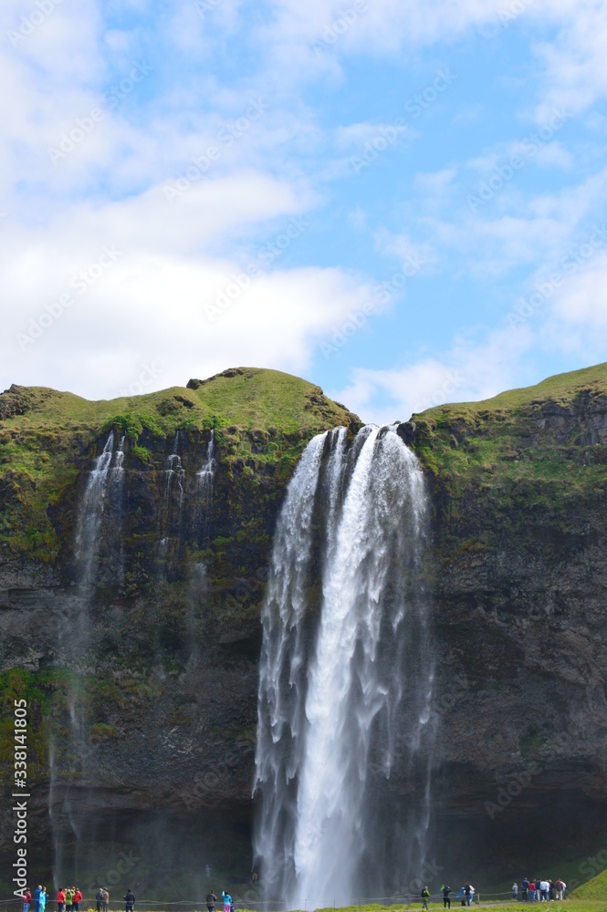 Obraz premium Seljalandsfoss in Iceland from the front