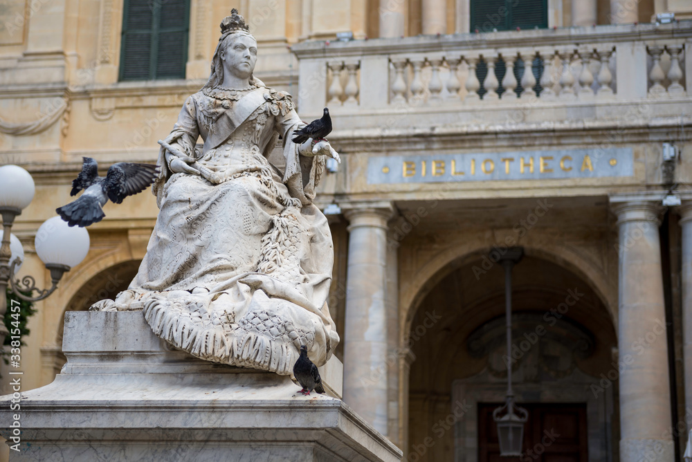Malta / Malta 03.09.2015.Queen Victoria statue outside the National Library of Malta in Valletta