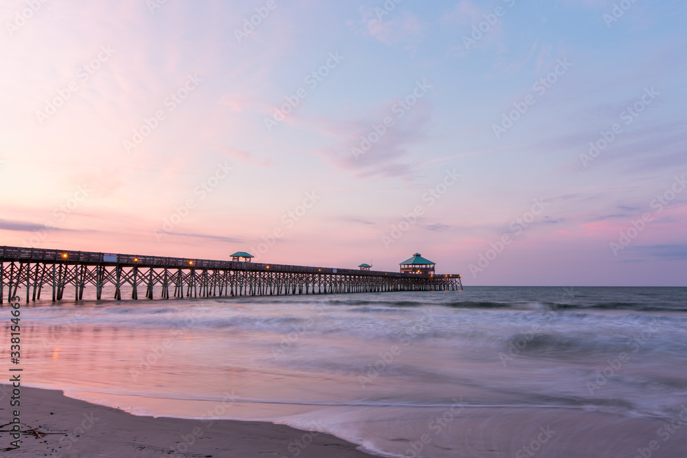 Obraz premium Folly Beach pier a sunrise