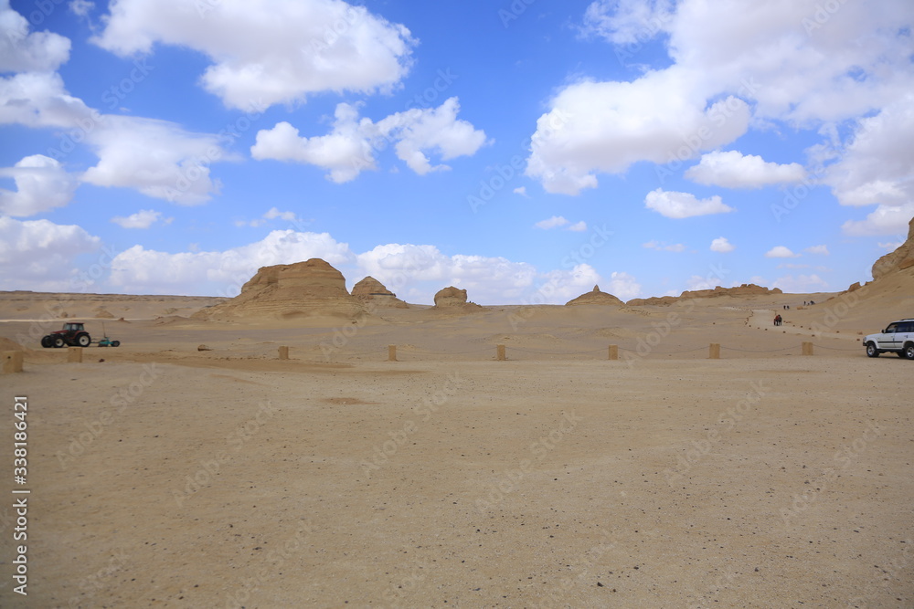 Wadi Hetan on the desert
