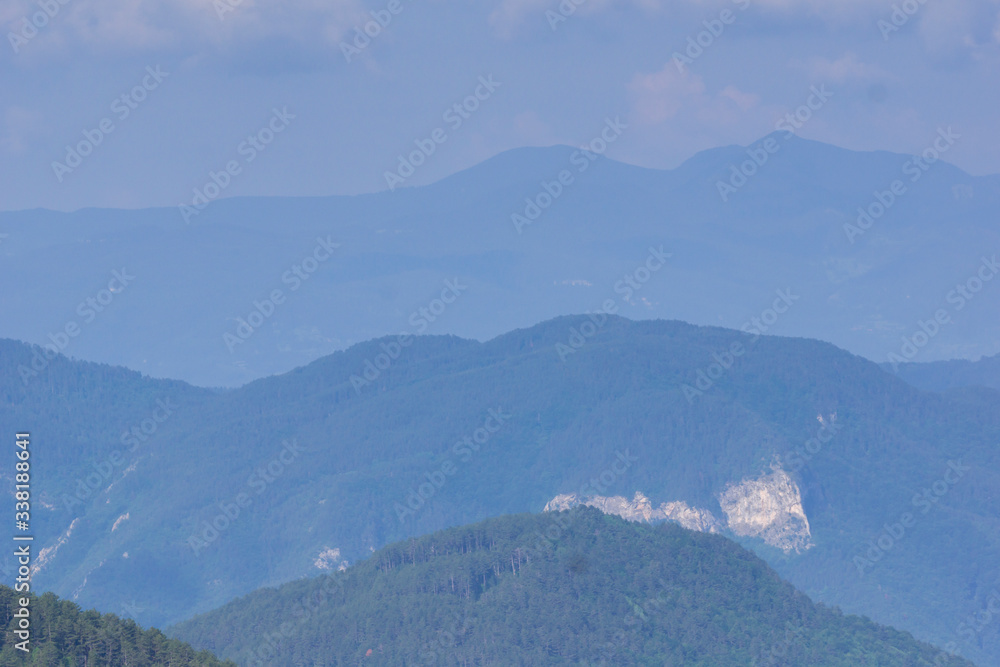 Obraz premium Panorama fron The Red Wall Peak at Rhodopes, Bulgaria