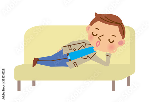 ソファで横になって眠る男性
