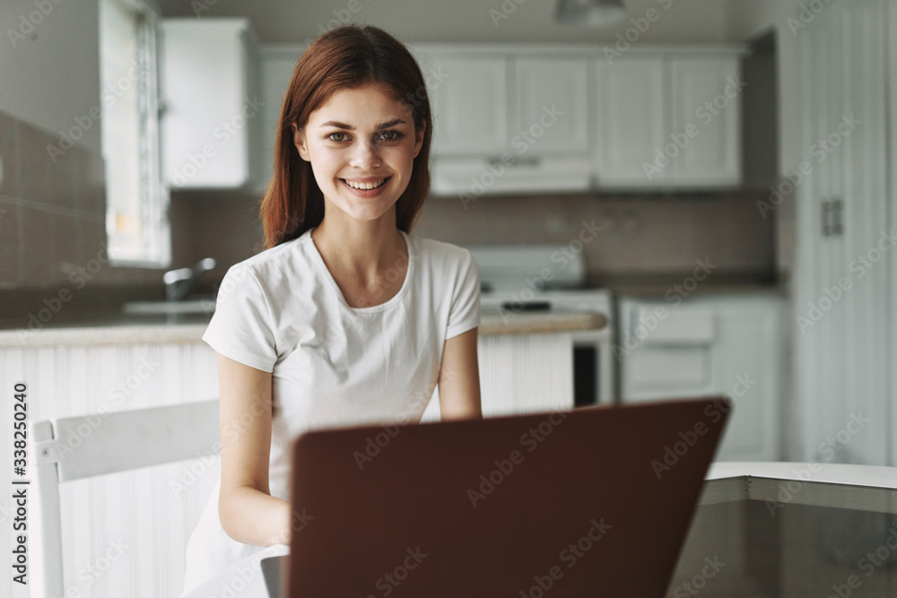 businesswoman working on laptop computer