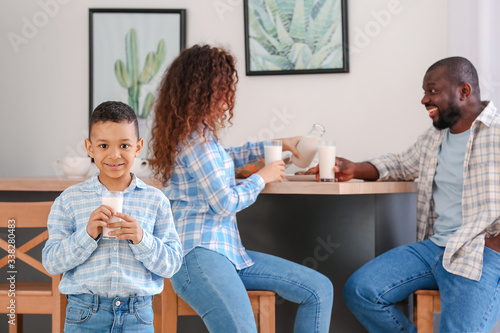 African-American family dri...