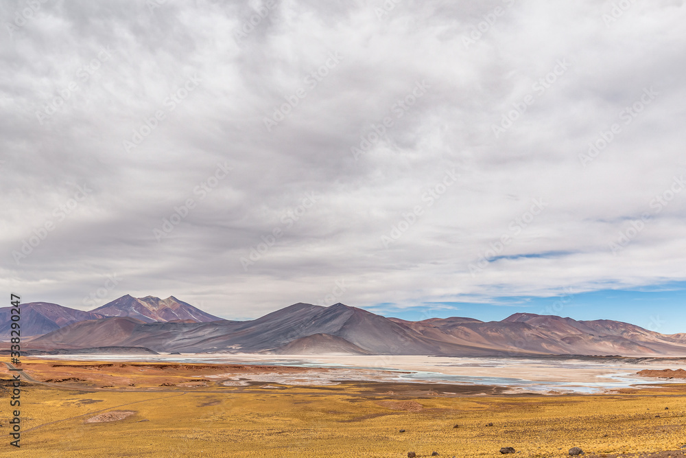 Unterwegs mit dem Auto in Chile. Unterwegs mit dem Auto in Chile.