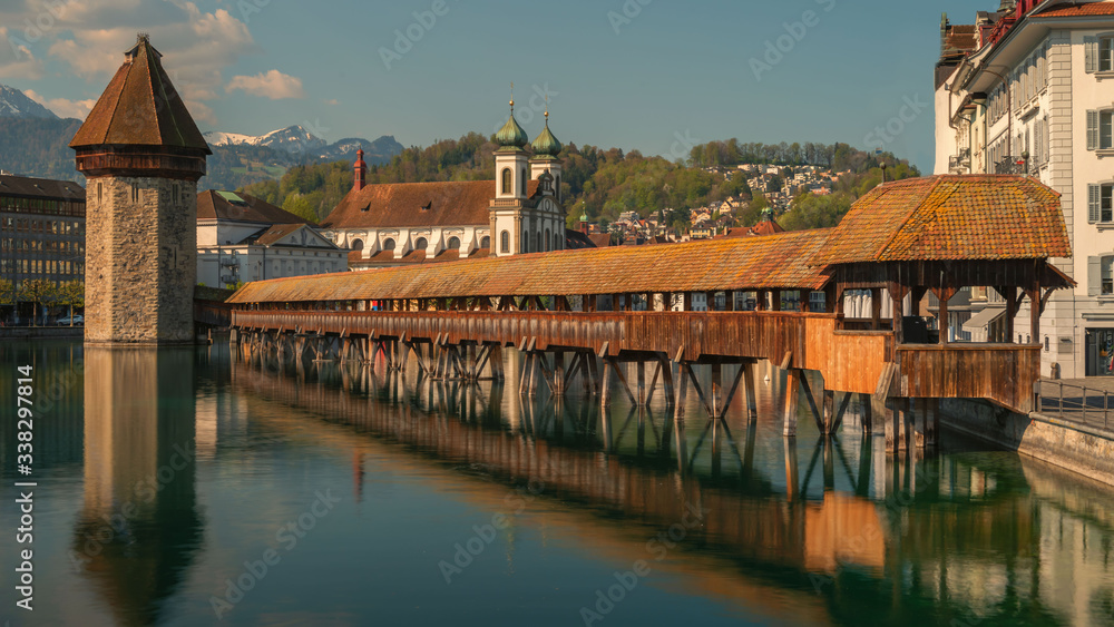 Beautiful historic city center view of Lucerne with famous Chapel Bridge and lake Lucerne (Vierwaldstattersee), Canton of Lucerne, Switzerland