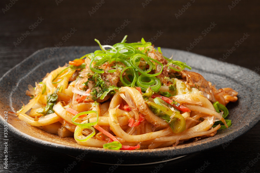 焼きうどん