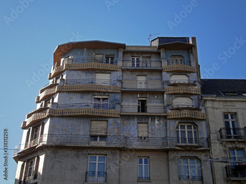 Tableau sur toile Angers, France - September 15th 2013 : Focus on 'La maison Bleue' (The blue house), a famous building of 1929