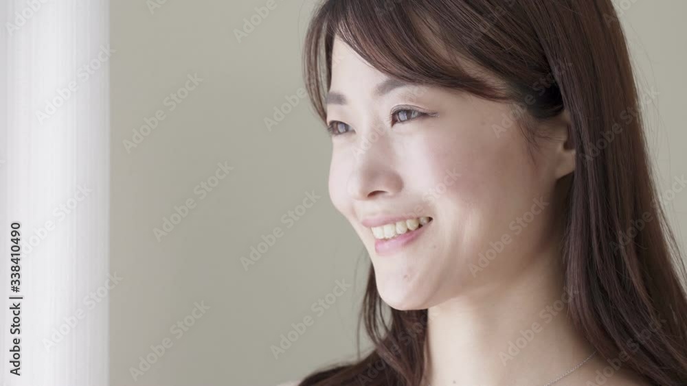 女性 笑顔 女性 笑顔