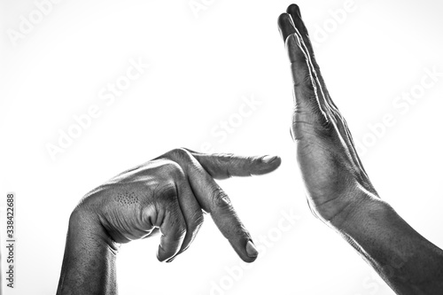 Fototapeta Naklejka Na Ścianę i Meble -  main, isolé, blanc, poing, doigt, bras, humain, geste, pouce, signes, main, affaires, poignée de main, gens, doigt, symbole, un, noir, puissance, cale, deux, amitié, corps, peau, trois, duel, esthétiq