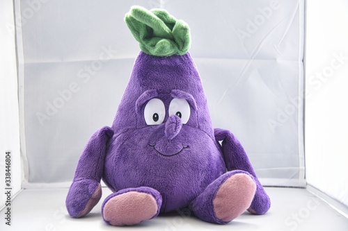 aubergine
