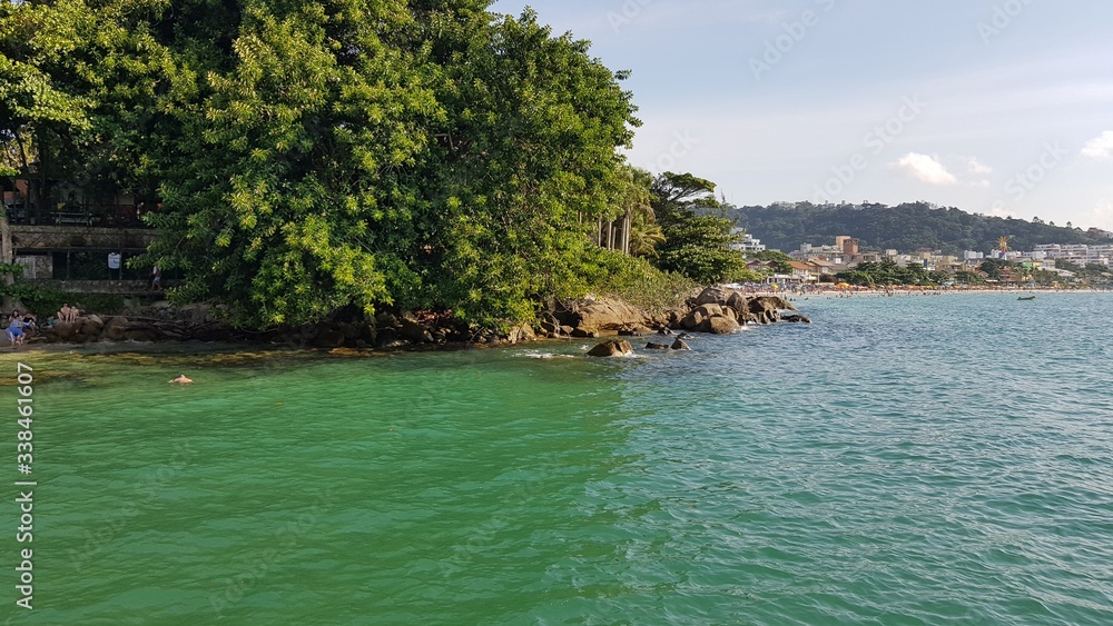 paraiso de águas verdes