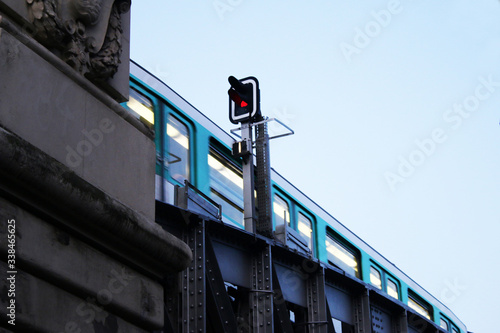 Tableau sur toile Paris - Rame de Métro