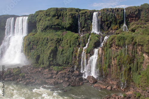 cachoeira  cascata  foz do igua  u  natureza