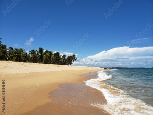 praia  areia  mar  ondas  f  rias  natureza  para  so  descanso  paradis  aco  