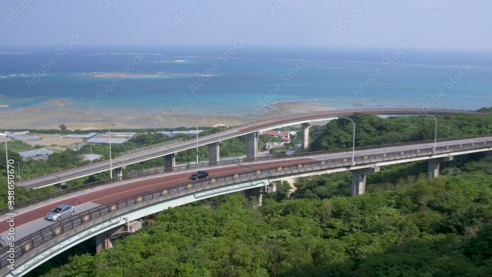 沖縄の海も観える絶景観光地「ニライカナイ橋」-Niraikanai Bridge, a scenic spot where you can see the ocean of Okinawa 沖縄の海も観える絶景観光地「ニライカナイ橋」-Niraikanai Bridge, a scenic spot where you can see the ocean of Okinawa