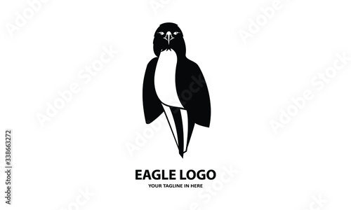 siluet Elang sederhana, cocok untuk simbol bisnis atau logo	