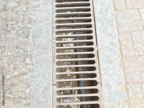 Valokuva Channel gratings made of ductile iron material for drainage purpose at an car cl