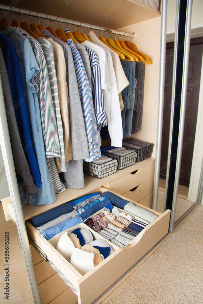 Wardrobe with perfect order clothes shades Wardrobe with perfect order clothes shades