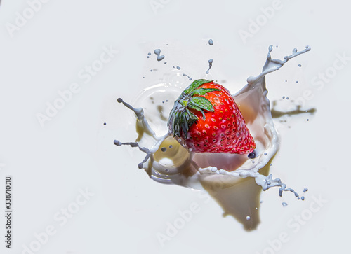 strawberry in milk splash