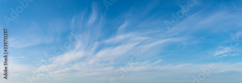 Canvas Print panorama of beautiful white clouds in the blue sky