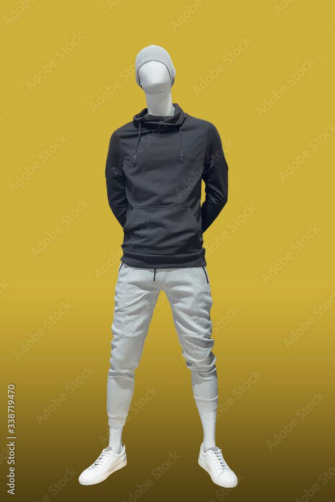 Full length male mannequin.