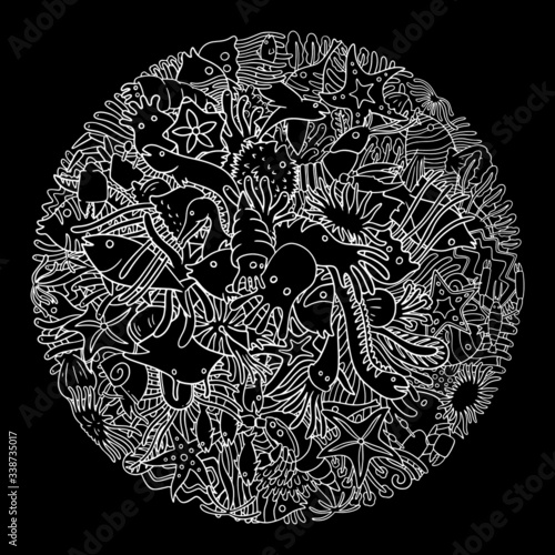 Sea Life doodle. Collection of  marine ocean creatures doodle in a circle frame. Black and white vector illustration.