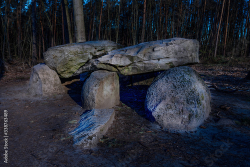 Fényképezés Prehistoric megalith dolmen Teufelskueche (devils kitchen) at night