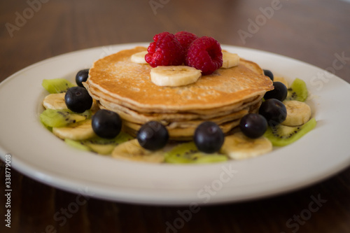 pancakes et fruits