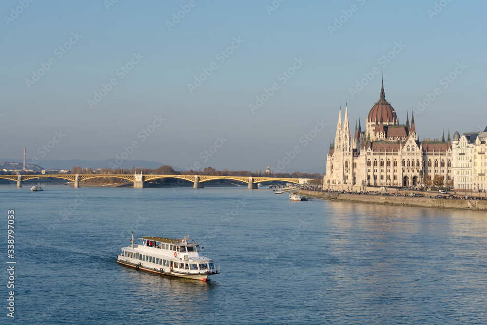 Danube river and Hungarian parliament, Budapest, Hungary