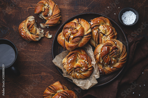 Canvastavla Kanelbullar, swedish cinnamon and cardamon buns