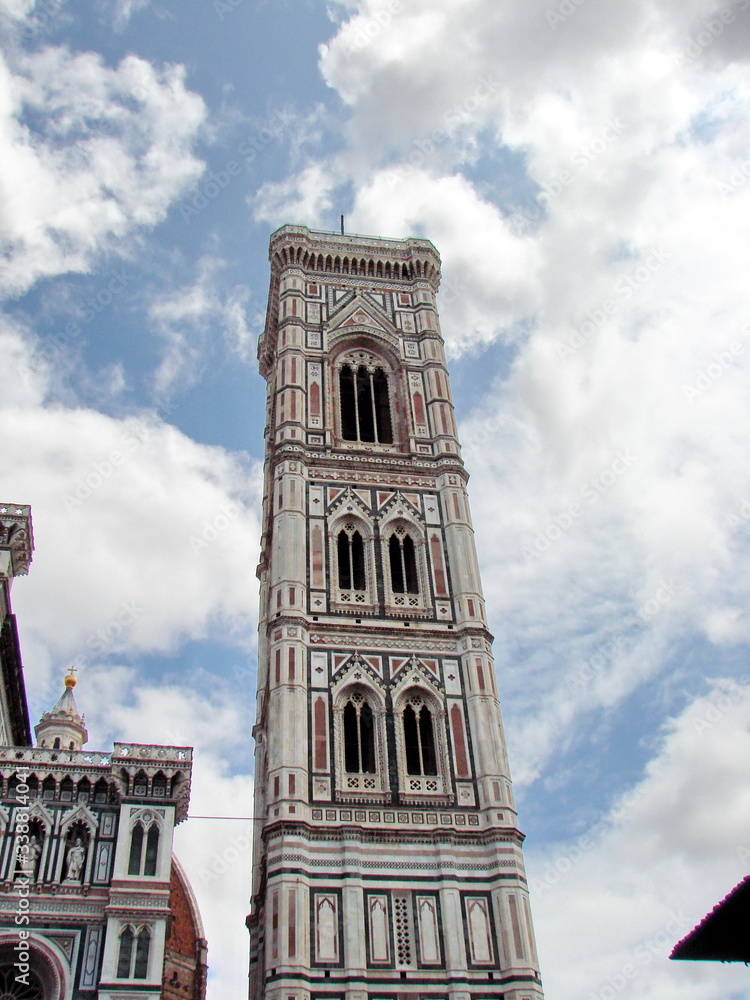 Bottom view of the architectural grandeur of the picturesque beauty of the heritage of the Medici family. Bottom view of the architectural grandeur of the picturesque beauty of the heritage of the Medici family.