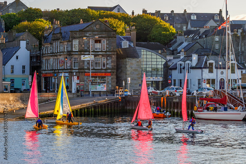 Tableau sur toile Sailboats in the harbour at the city of Lerwick in Shetland