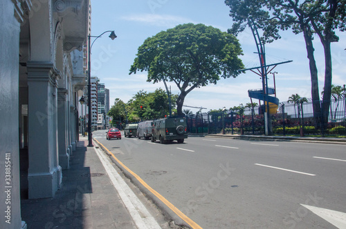 Ciudad de Guayaquil en Cuarentena, ciudad vacía, calles sin autos y sin gente, panemia. Quédate en Casa. © Fabiana
