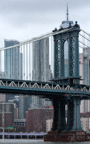 Fototapeta Naklejka Na Ścianę i Meble -  Pont de Manhattan