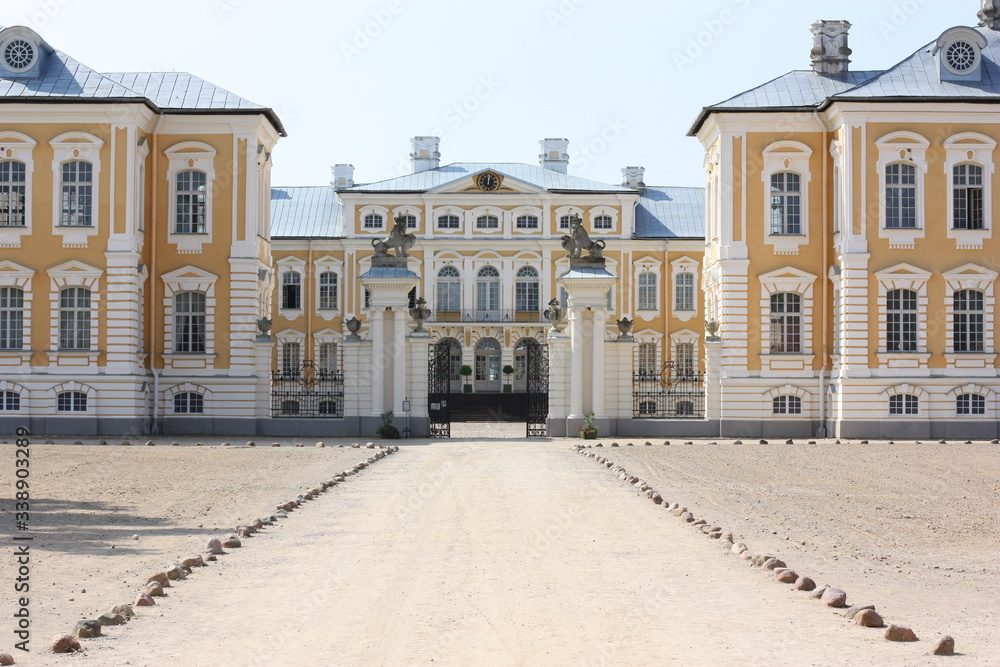 the palace of Latvia