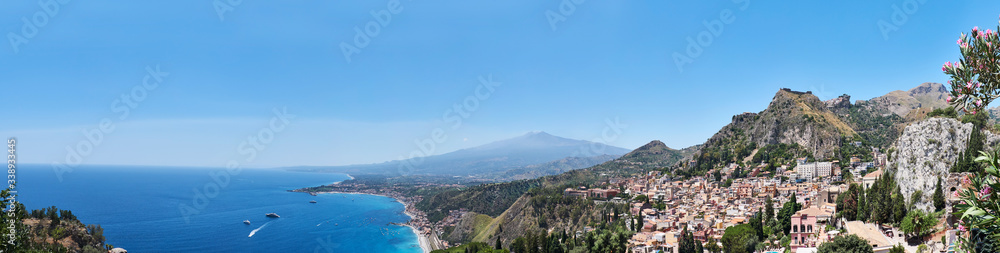 Panorama Taormino