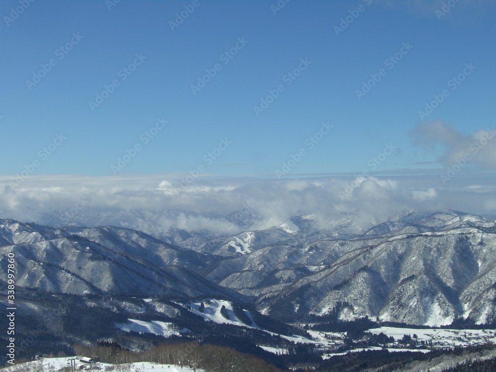 Fototapeta premium 雪山の絶景