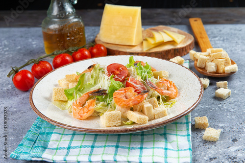 salad with fried shrimps