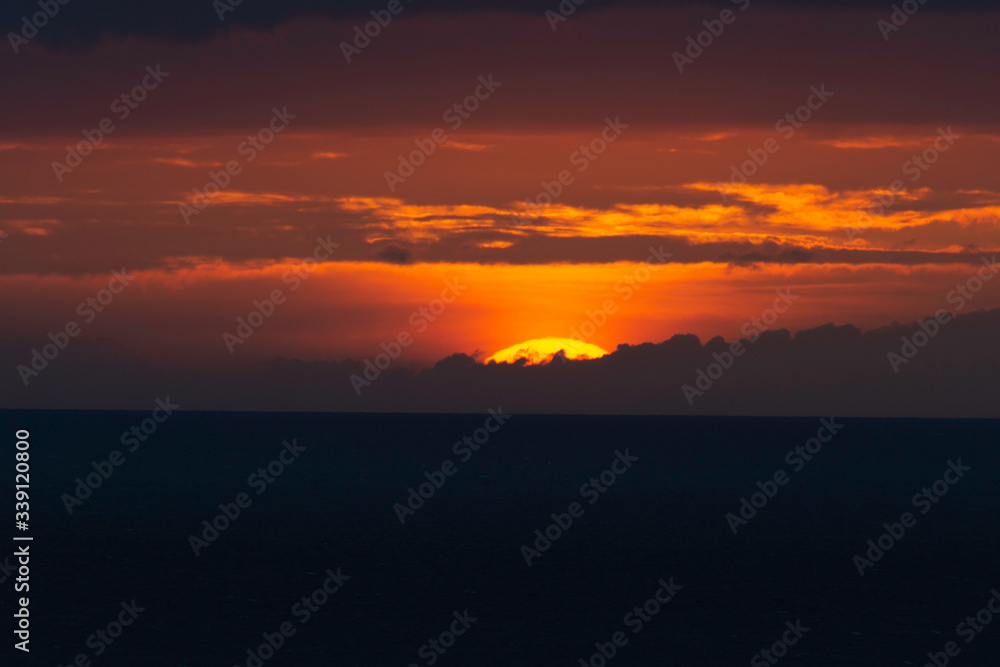 Fototapeta premium Sunset over the ocean.